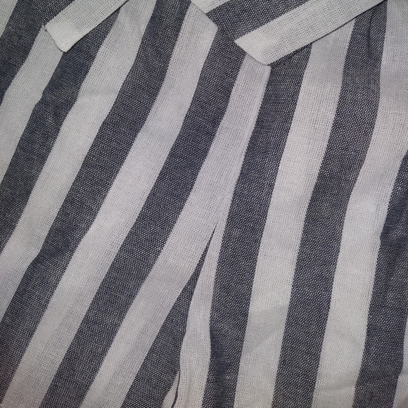 Shein paperbag waist pull on striped shorts, size L - Picture 2 of 4